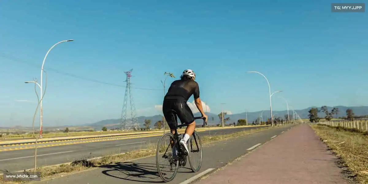 和记app官方官网登录——🎯壁球激战，速度与策略！击败对手！